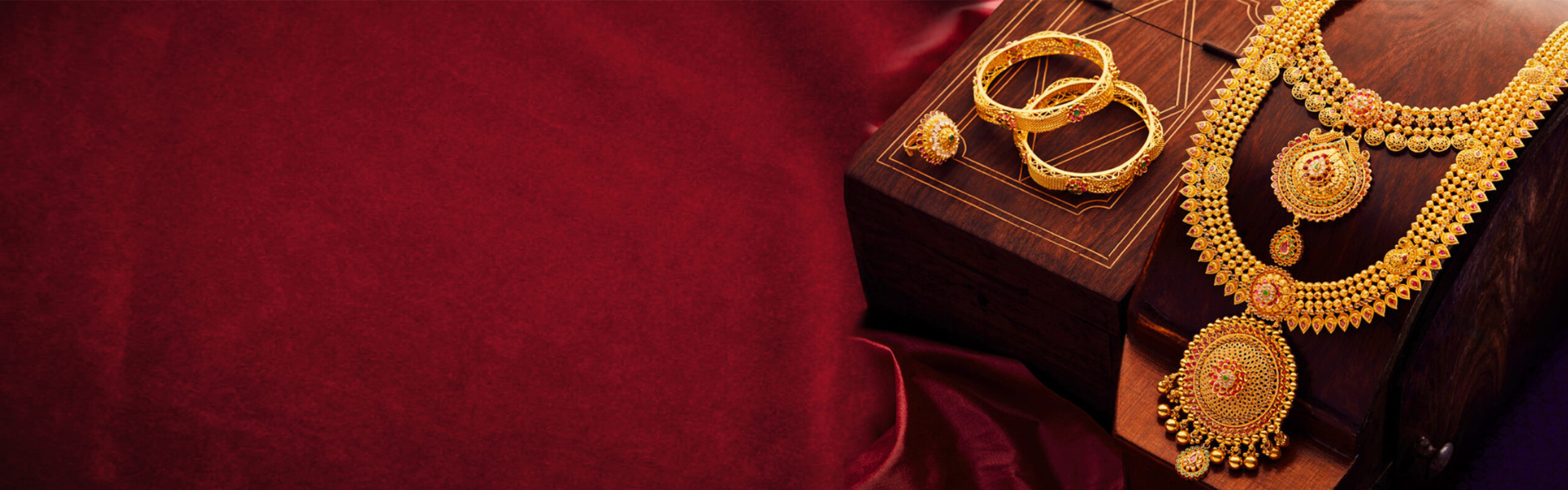 KANDANA JEWELLERS BANNER 06